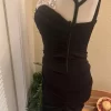Little black formal dress that will turn every head toward u it says size 7 - Image 4