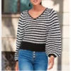 Stunning black and white sweater with V neck. Size 12-14 - Image 6