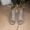 Wonder nation size 4 girls sandals good condition with some heels