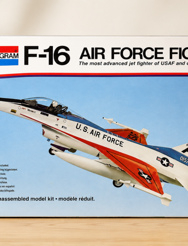 Vintage Monogram F-16 Air Force Fighter Jet Model Kit 1:48 Scale